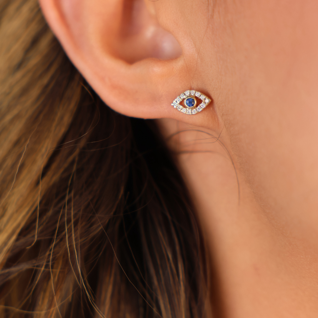 Eye Blue Zaphire Diamond Stud