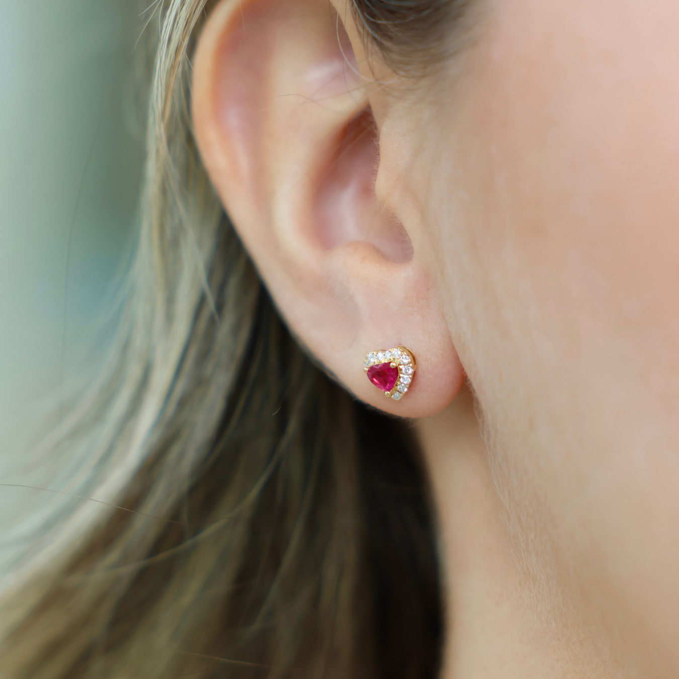 Diamond and Rubi Heart Stud G/C
