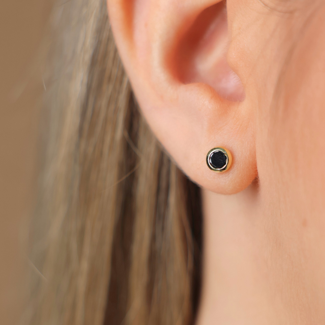 Black Stud With Zirconia