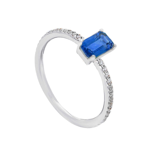 Blue Sapphire With Diamond Ring