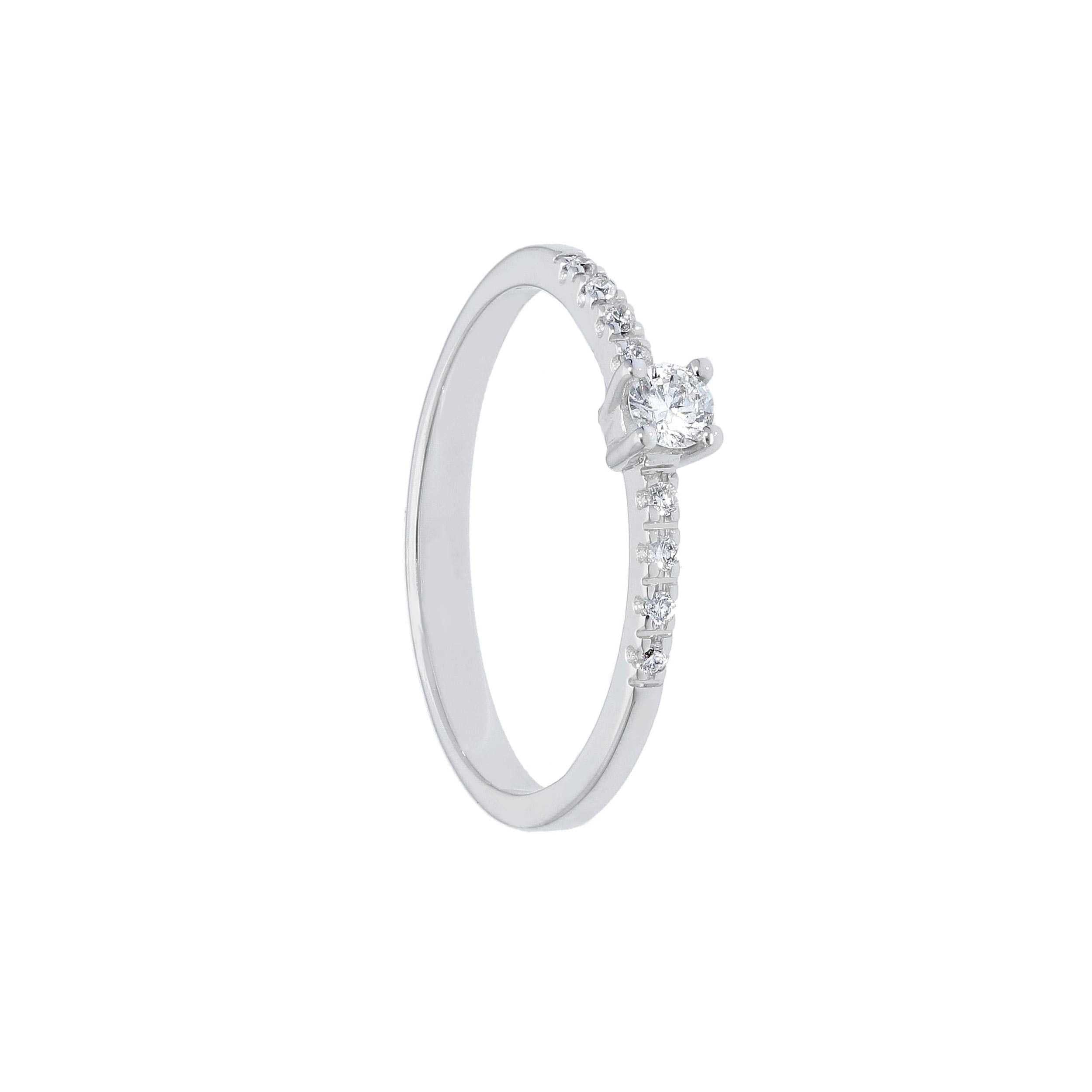 Engagement Ring With Diamond