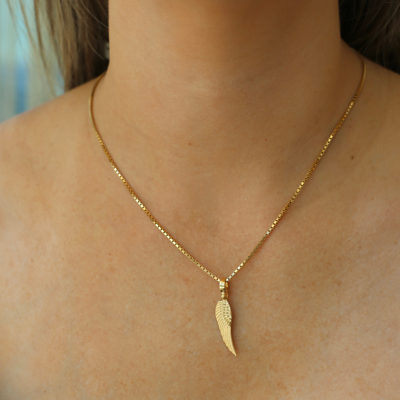 Angel Wing Solid