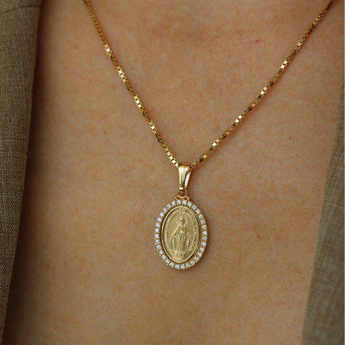 Cz Oval Milagrosa Pendant