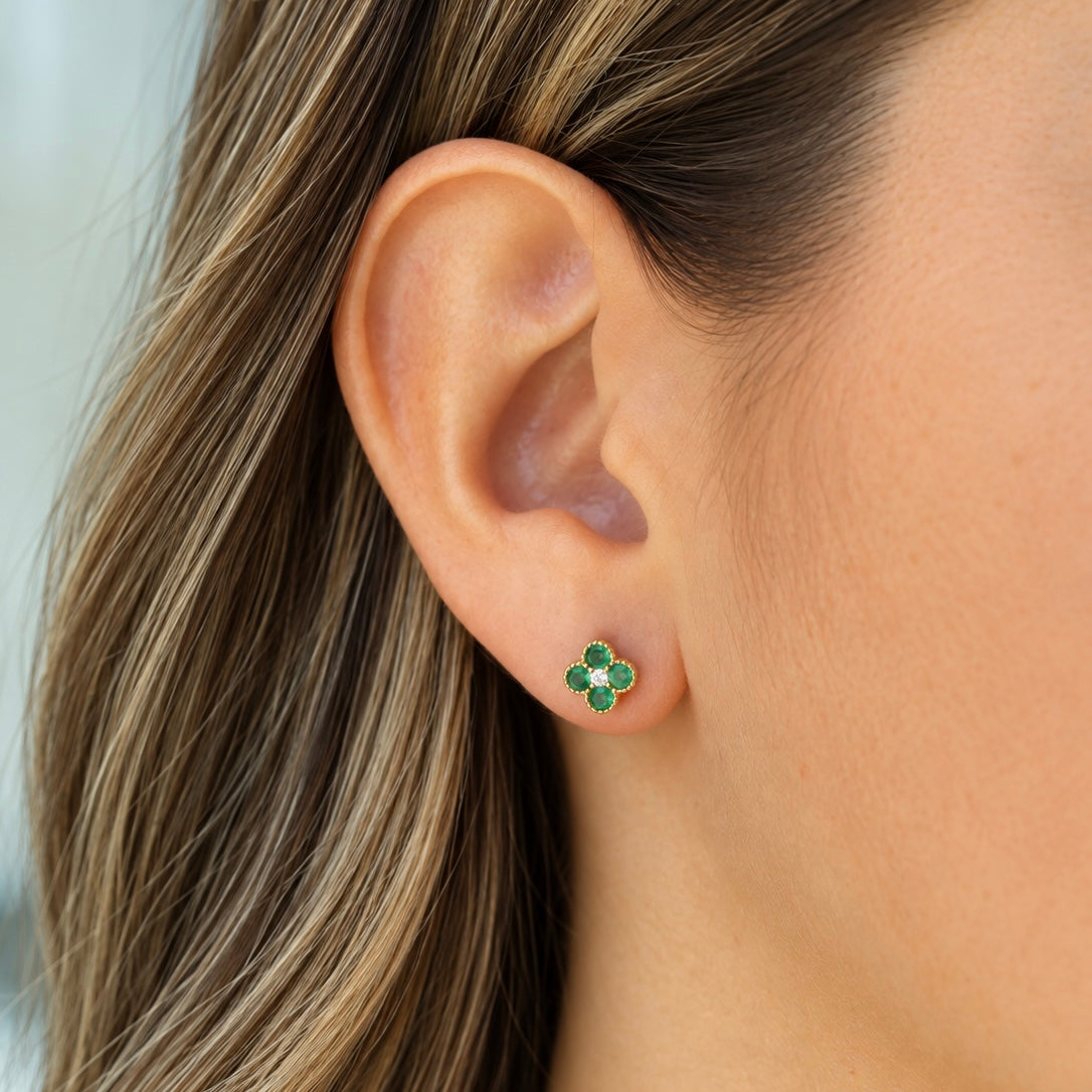 Flower With Diamond and Emerald Stud