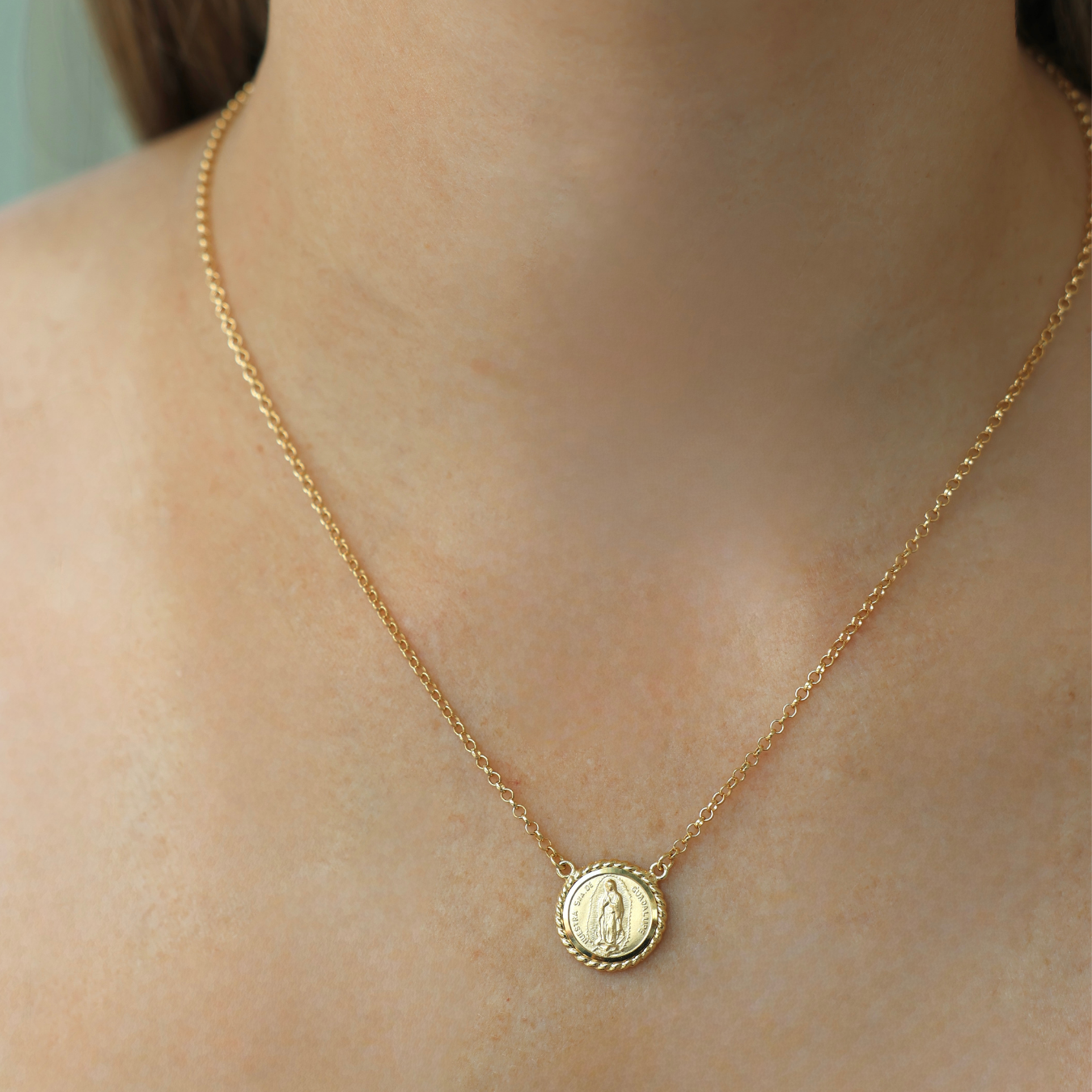 Round Guadalupe Necklace Solid