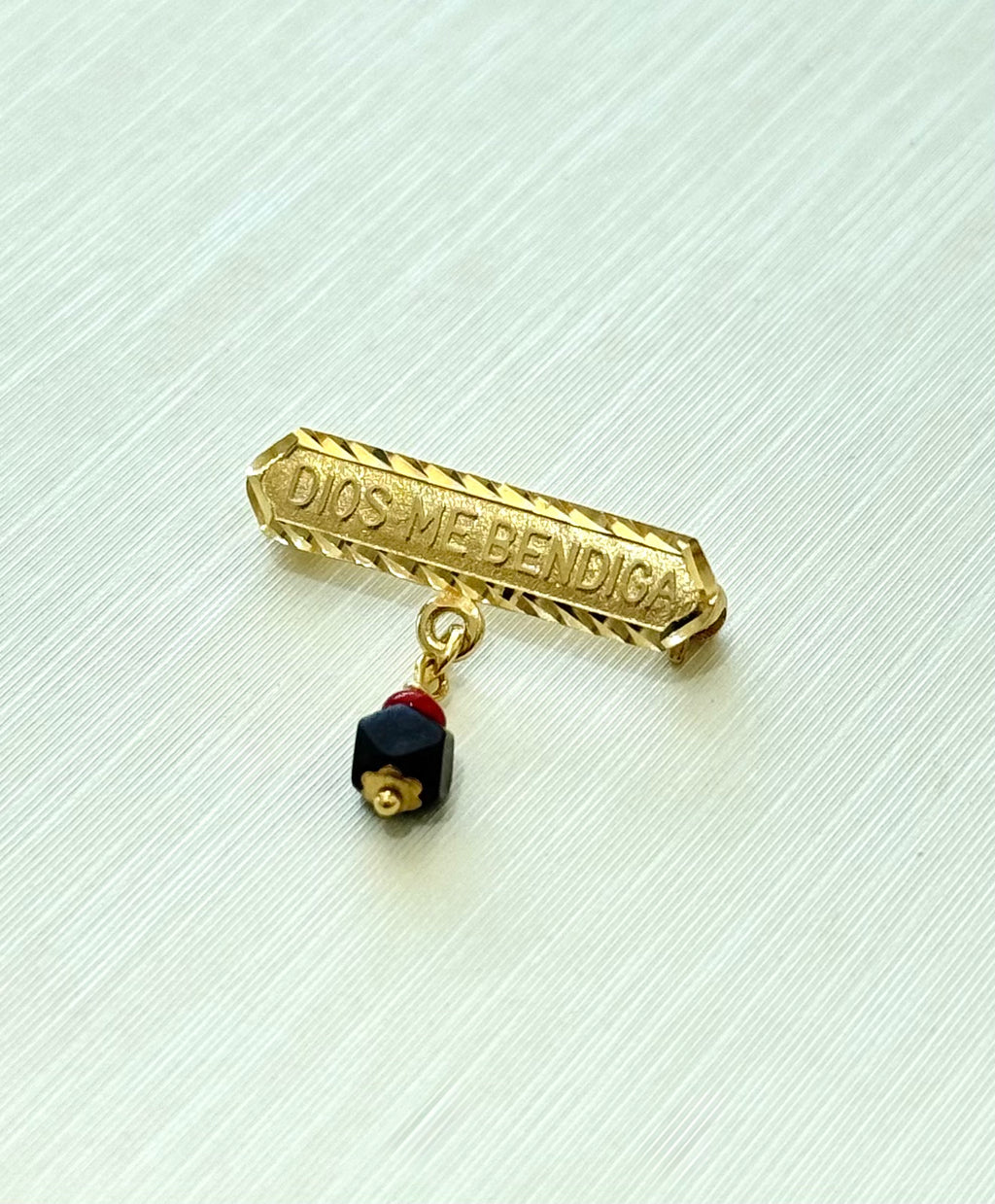 Pin with Azabache Dios