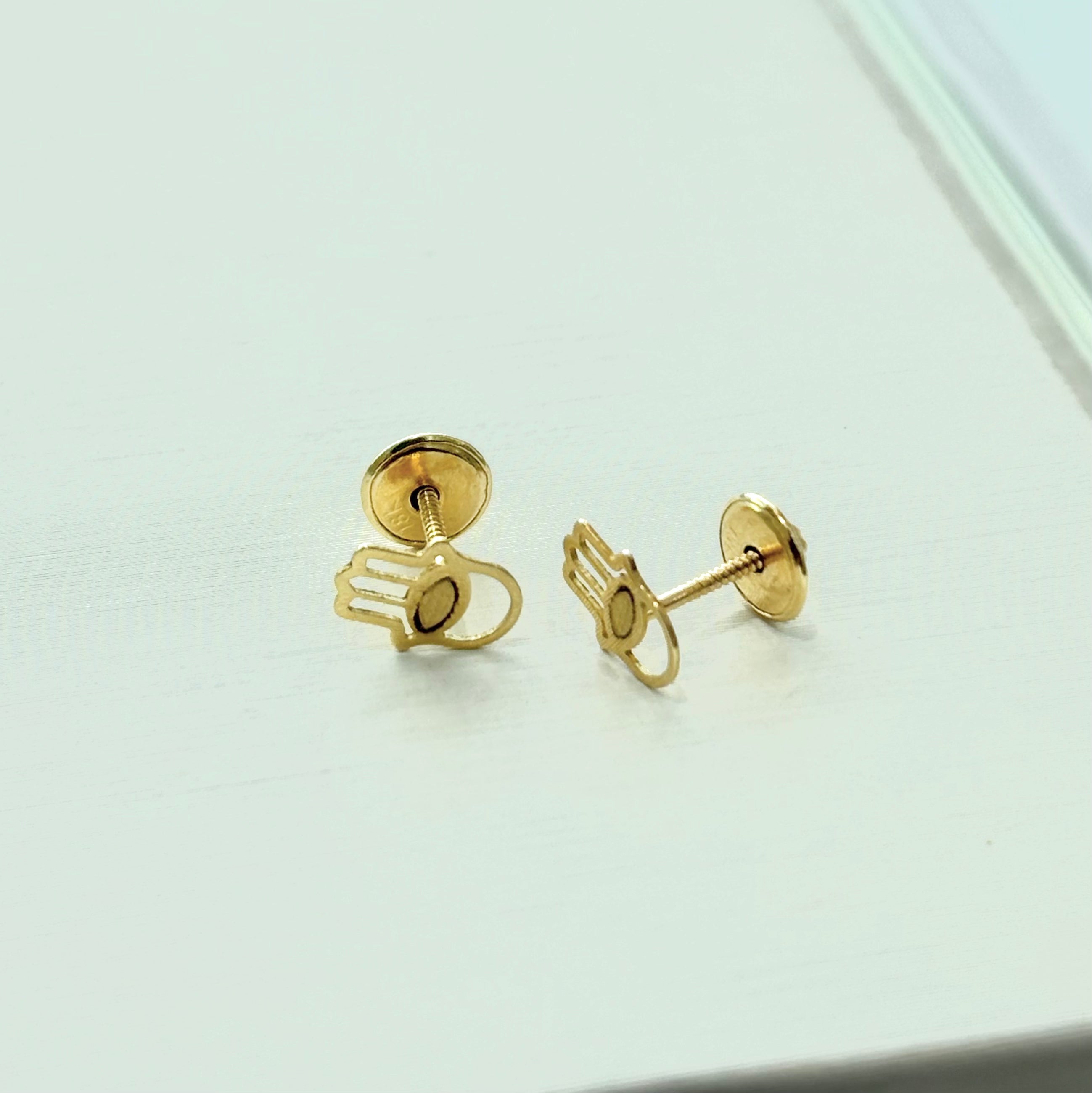 Halo Hand Stud