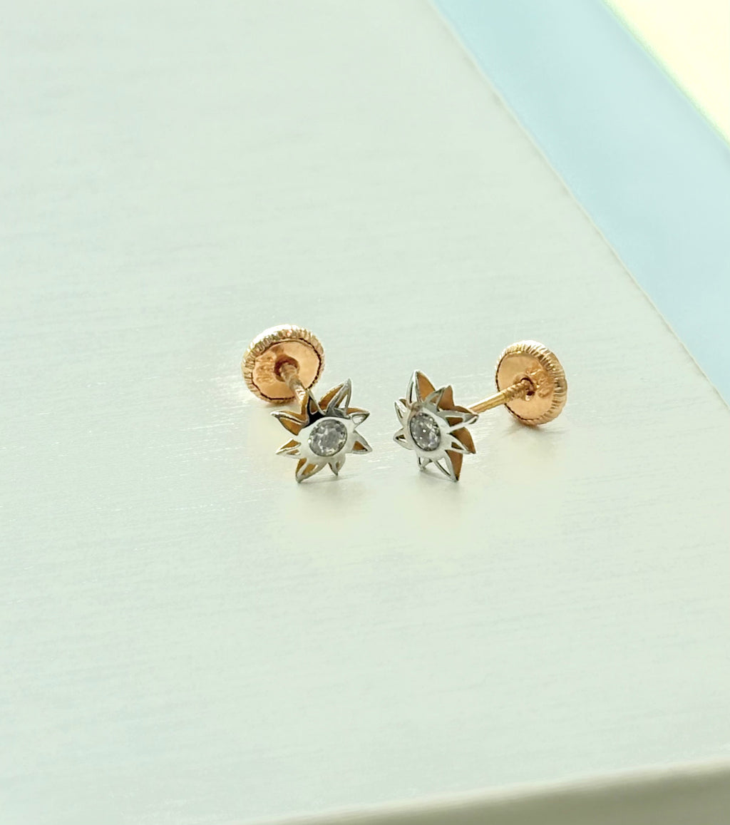 Flower Cz Stud
