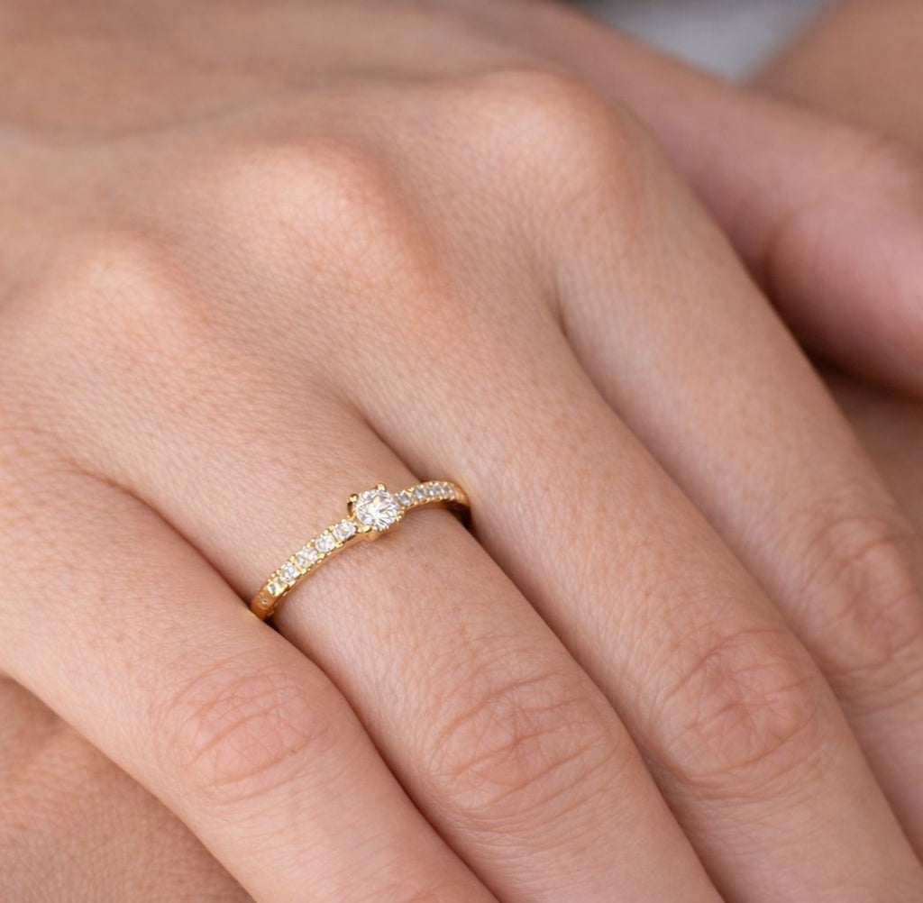 Engagement Ring With Diamond