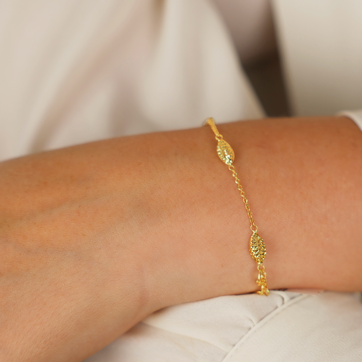 Diamond Cut Oval Bracelet